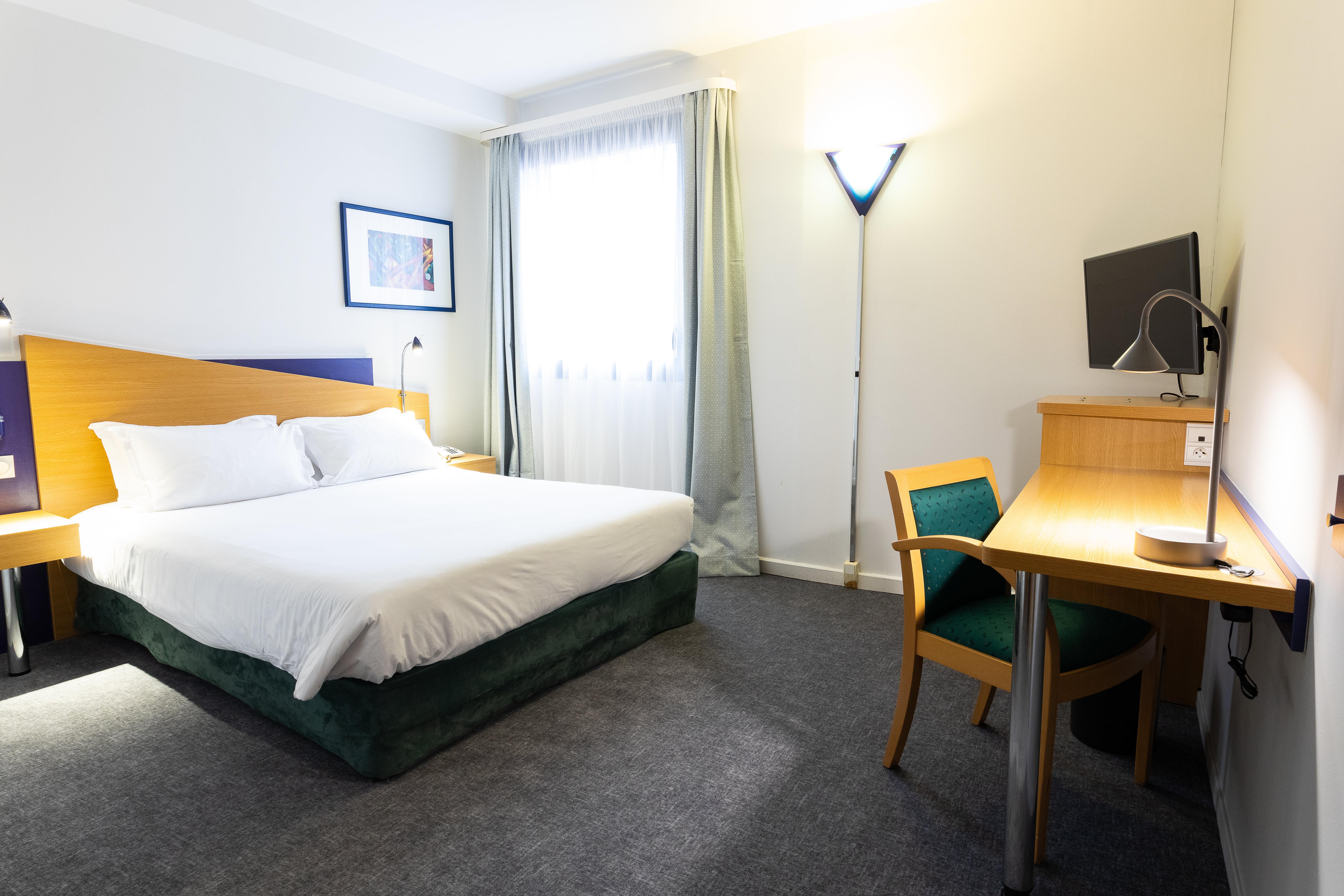 Holiday Inn Express Arras By Ihg Ngoại thất bức ảnh