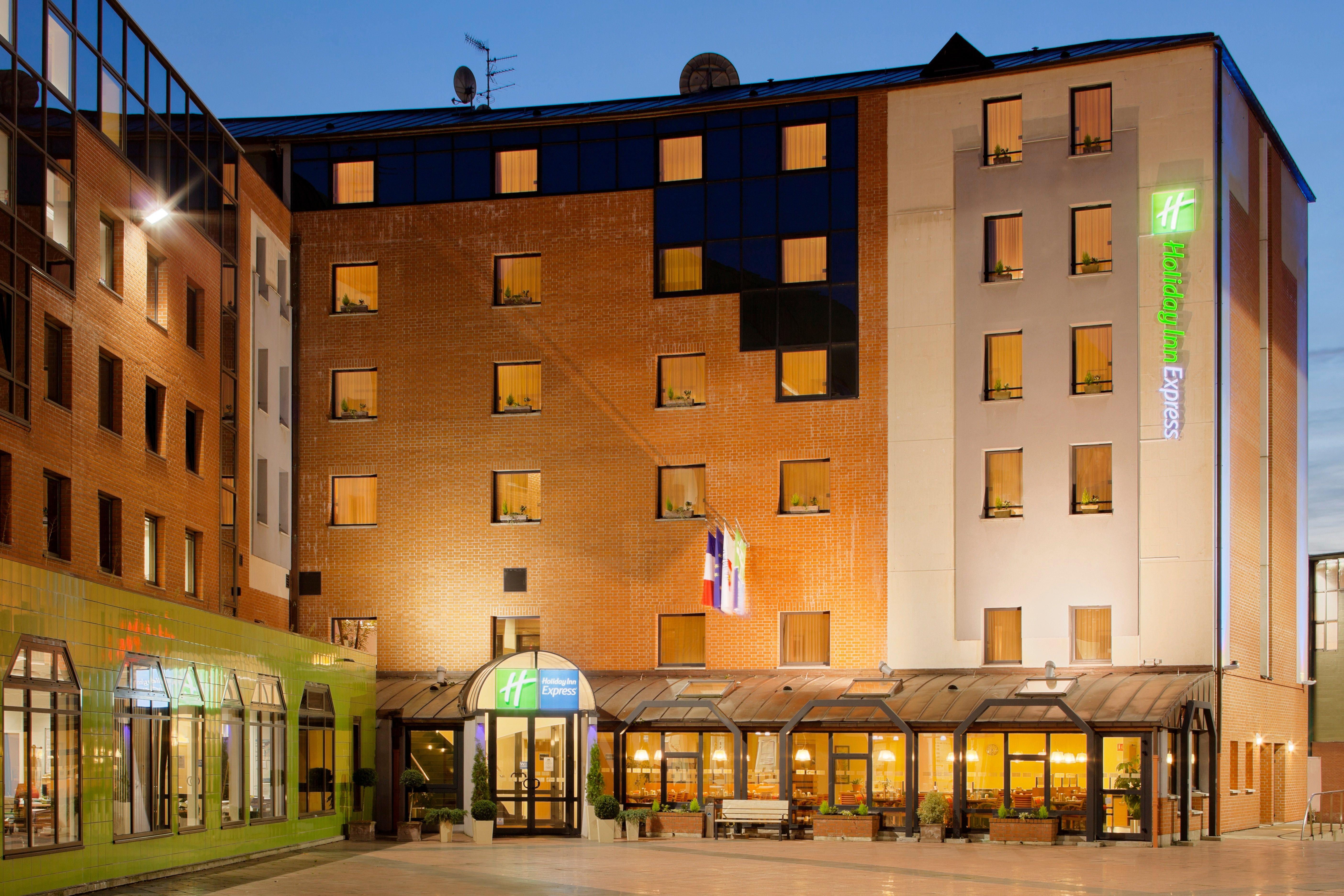 Holiday Inn Express Arras By Ihg Ngoại thất bức ảnh