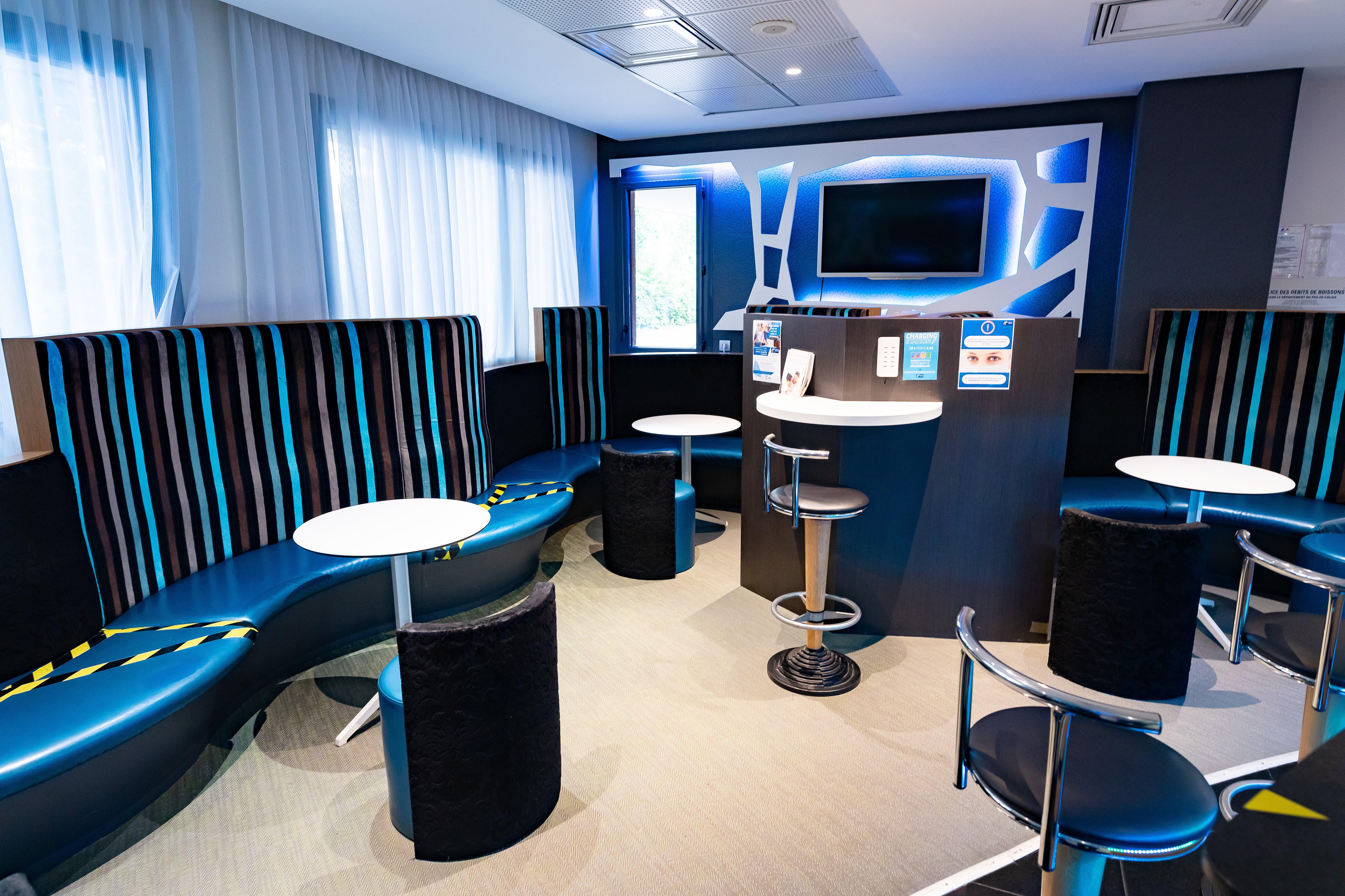 Holiday Inn Express Arras By Ihg Ngoại thất bức ảnh