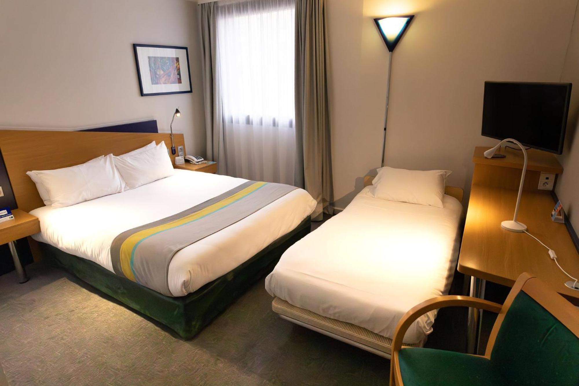 Holiday Inn Express Arras By Ihg Ngoại thất bức ảnh